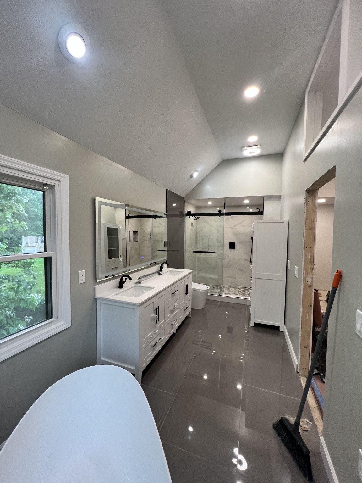 Bathroom Remodeling project photo